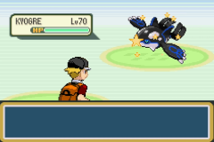 The player facing a level 70 Kyogre in a shiny blue-and-gold colouring